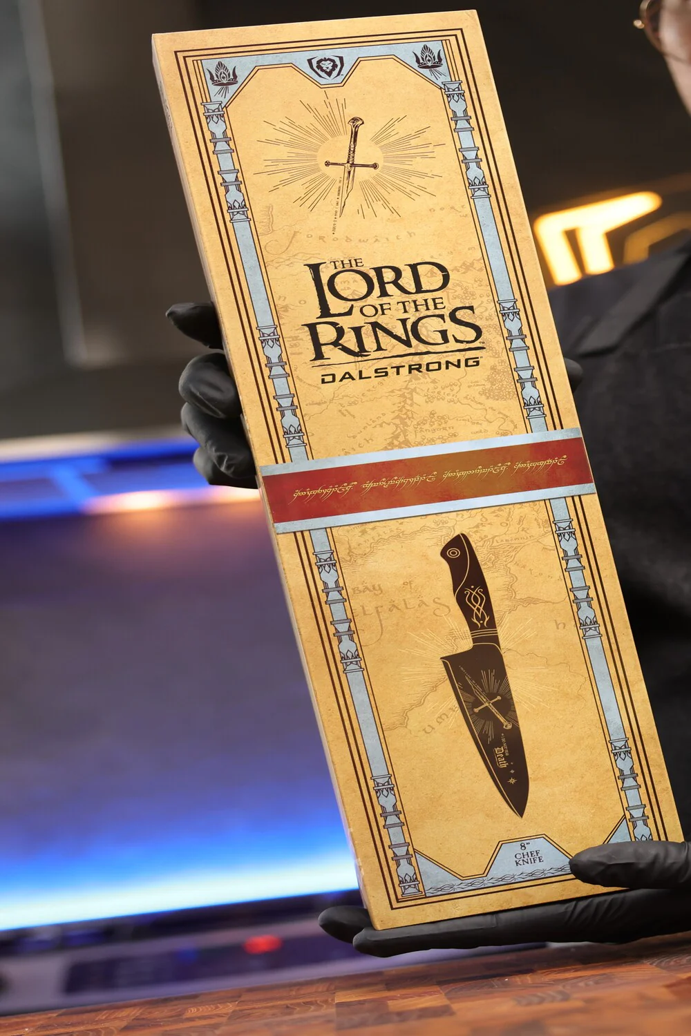 Chef Knife 8" | The Lord of the Rings™ Edition | Dalstrong © - Image 4